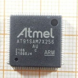 AT91SAM7X256C-AU IC Electronic Components 16/32-Bit -40°C ~ 85°C